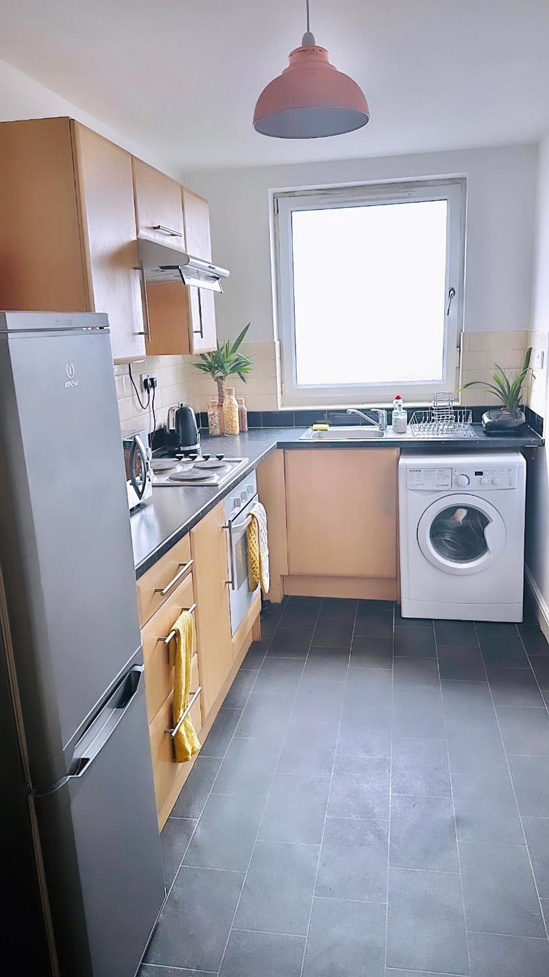 Unique View Of Anfield Stadium - Charming 2 Bedroom Apartment In Liverpool With Parking 外观 照片